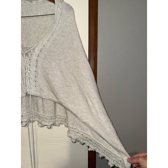 Lilly Pulitzer 100% Cotton Gray Sweater Shawl Poncho One Size - Picture 4 of 13